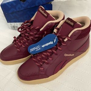NWT Reebok Royal Aspire 2 Femmes Classic